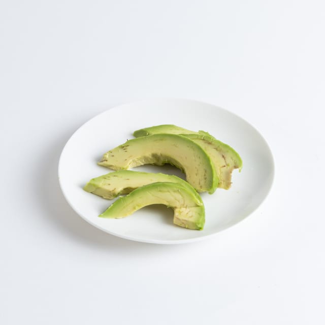 1/2 LARGE AVOCADO.