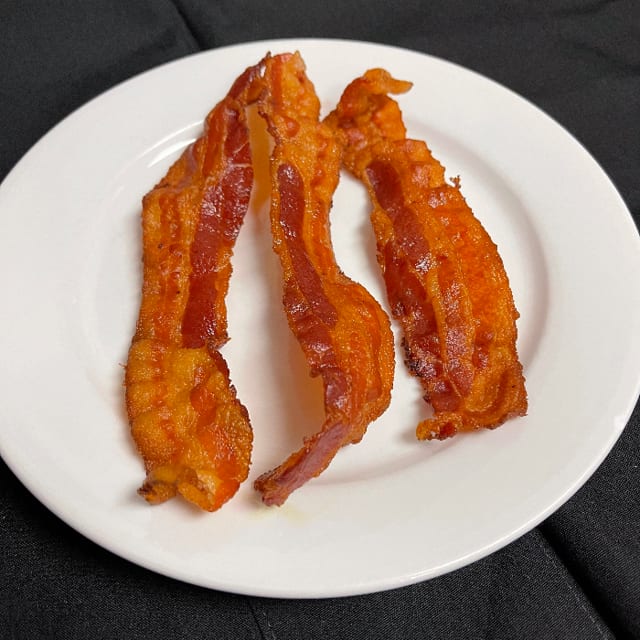 3 slices hickory smoked bacon.