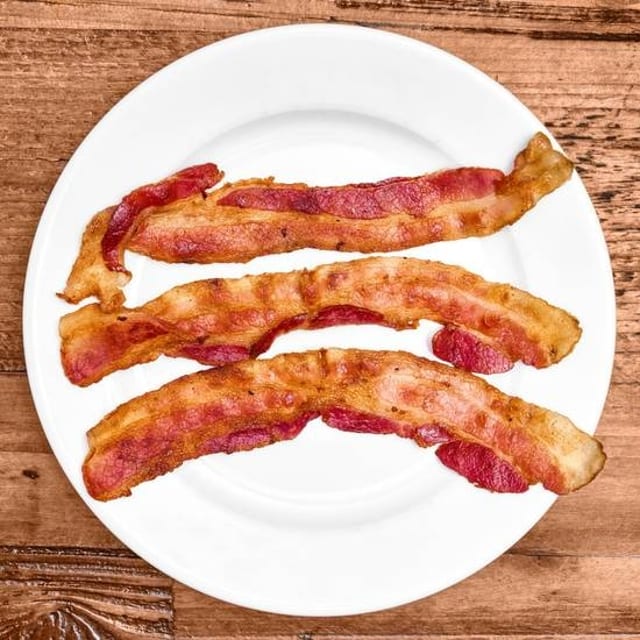 3 SLICES BACON.